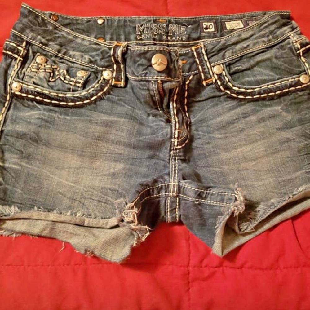 Miss me shorts